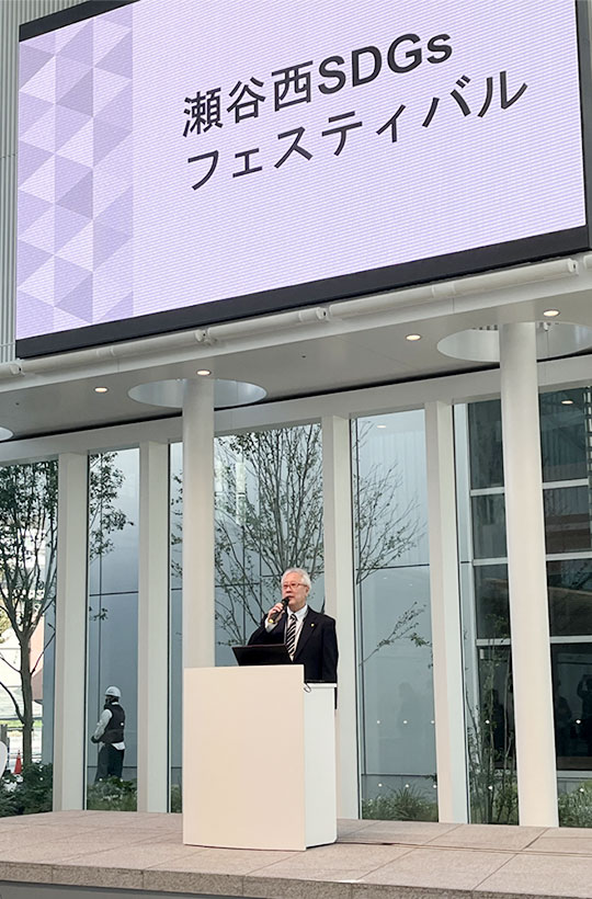 フェスティバル開催とプロジェクト発表の様子